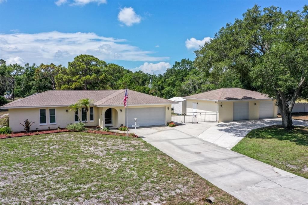 For Sale: $850,000 (4 beds, 2 baths, 1458 Square Feet)