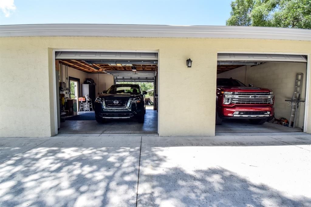 For Sale: $850,000 (4 beds, 2 baths, 1458 Square Feet)