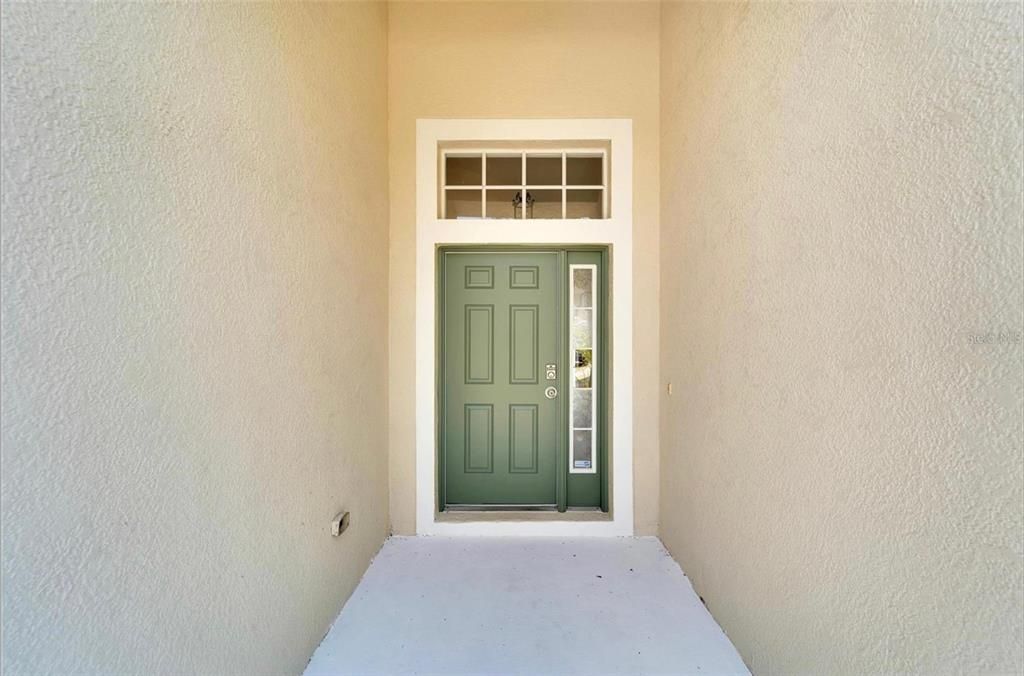 For Rent: $2,400 (4 beds, 2 baths, 2018 Square Feet)
