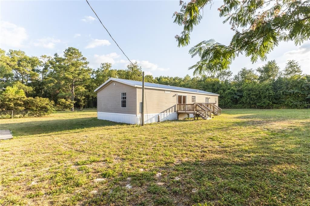 For Sale: $265,000 (3 beds, 2 baths, 1512 Square Feet)