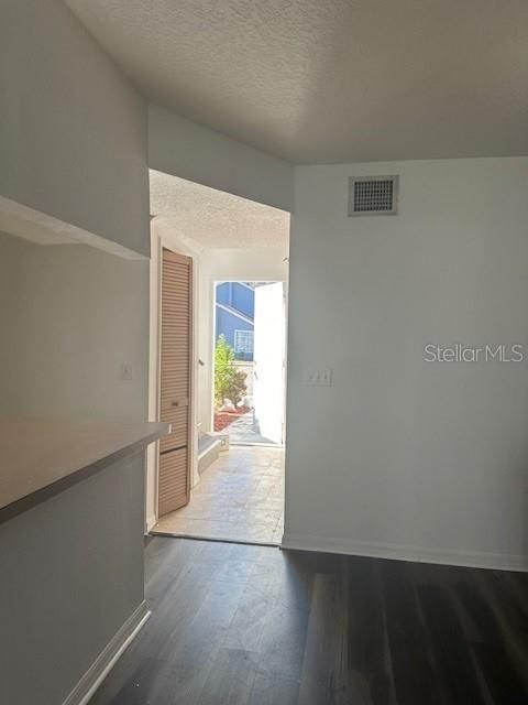 For Rent: $1,700 (2 beds, 2 baths, 1628 Square Feet)