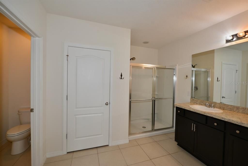 For Sale: $309,900 (3 beds, 2 baths, 1795 Square Feet)