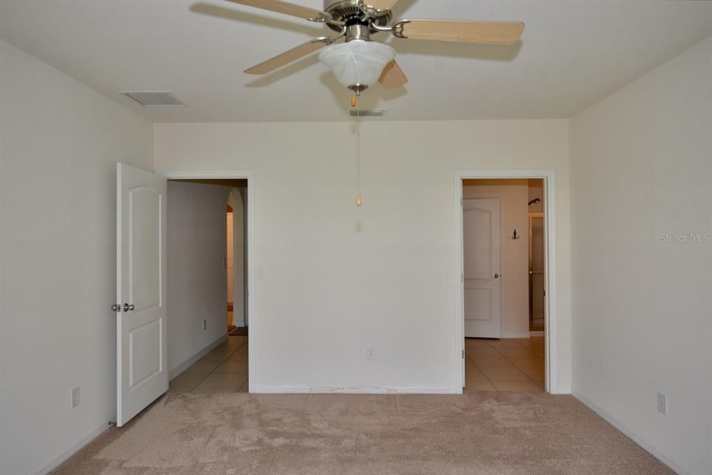 For Sale: $309,900 (3 beds, 2 baths, 1795 Square Feet)