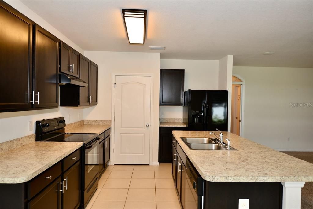 For Sale: $309,900 (3 beds, 2 baths, 1795 Square Feet)