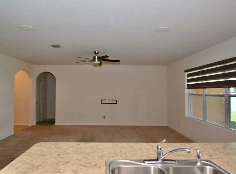 For Sale: $309,900 (3 beds, 2 baths, 1795 Square Feet)
