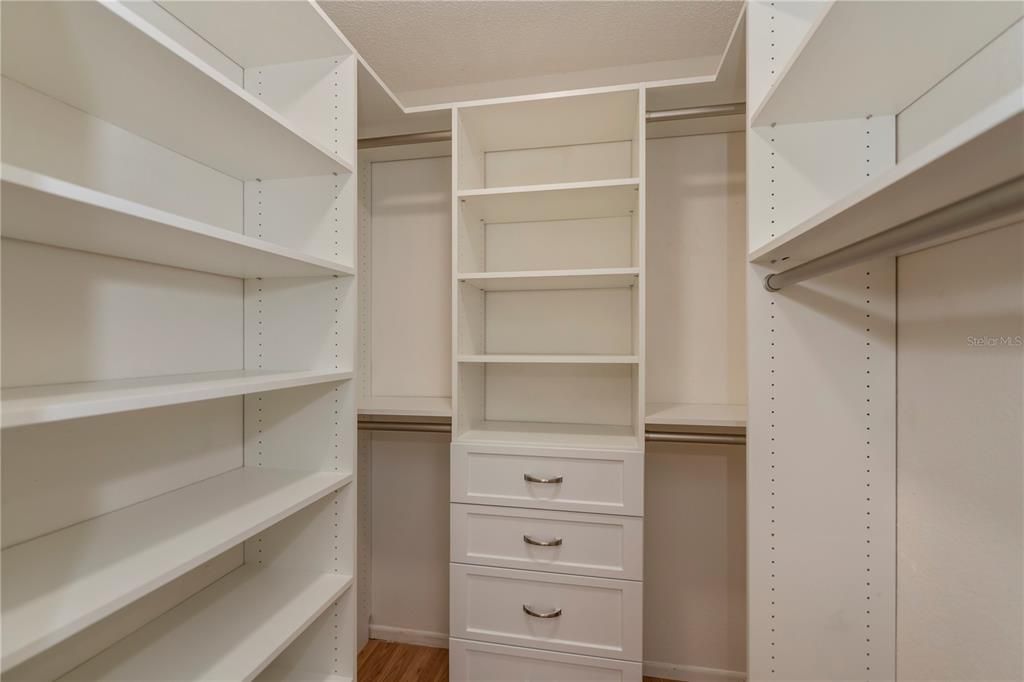 Custom ensuite closet