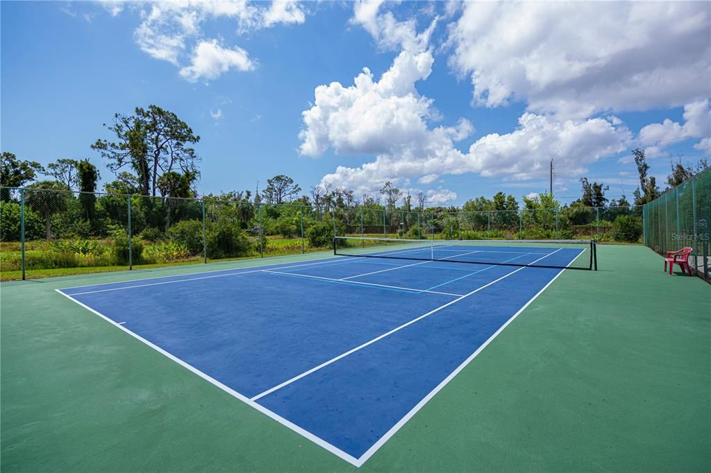 Tennis & pickleball