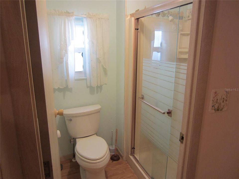 For Sale: $169,900 (2 beds, 2 baths, 1310 Square Feet)