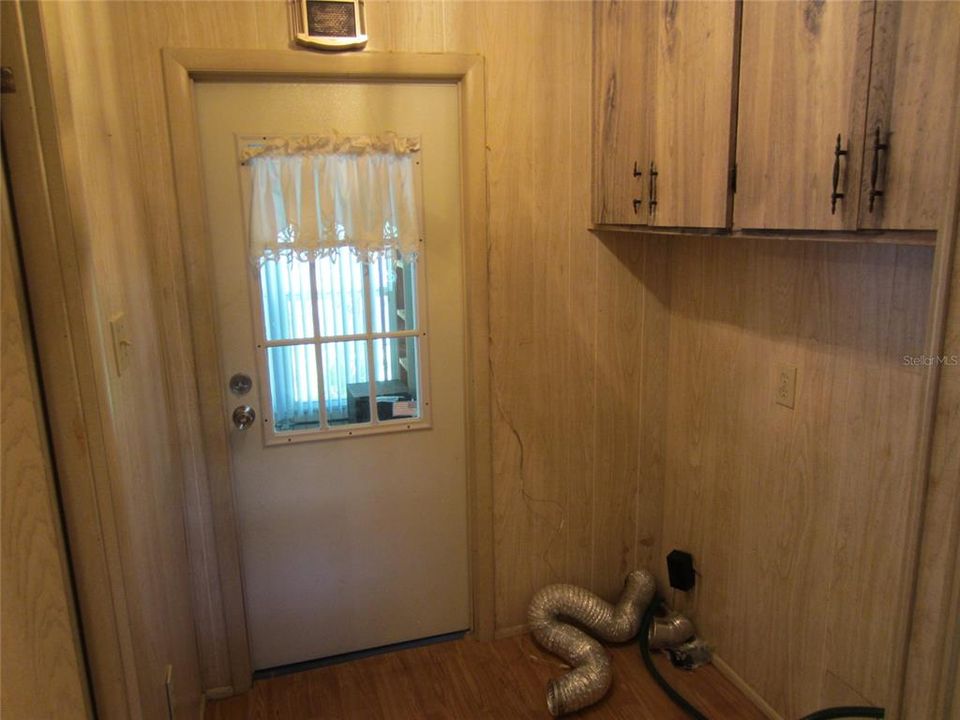 For Sale: $169,900 (2 beds, 2 baths, 1310 Square Feet)