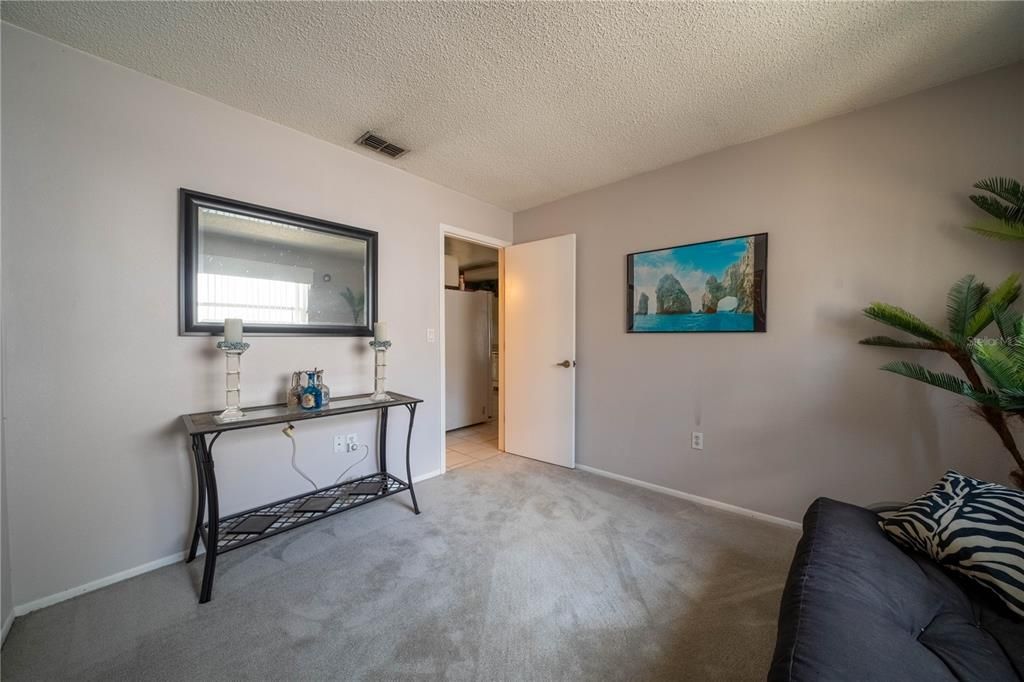 For Sale: $229,000 (2 beds, 2 baths, 1398 Square Feet)