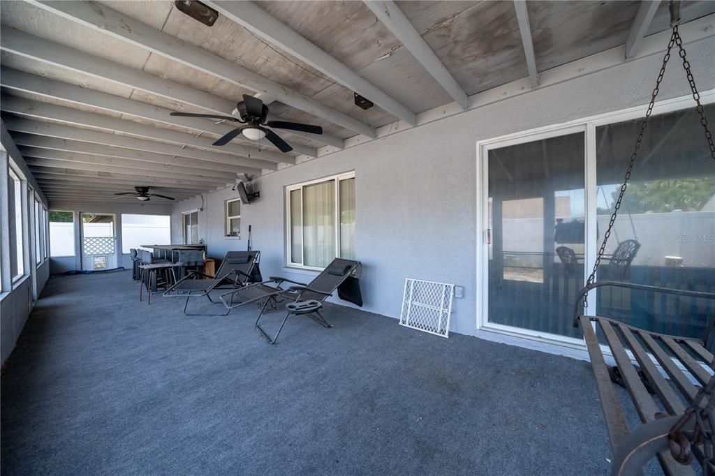 For Sale: $229,000 (2 beds, 2 baths, 1398 Square Feet)