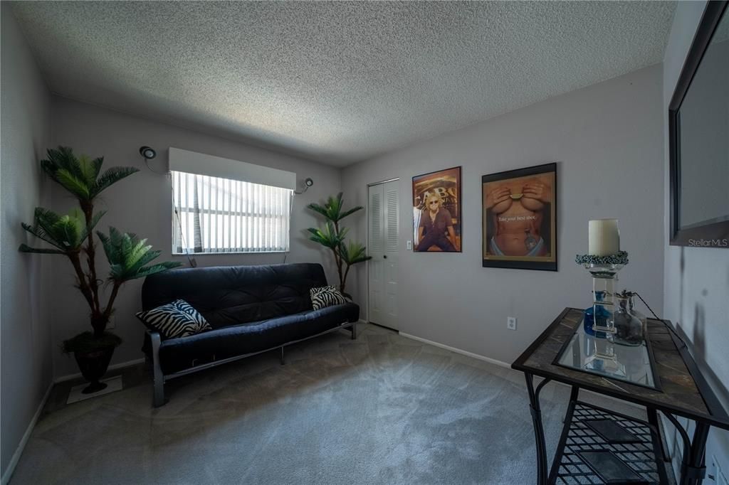 For Sale: $229,000 (2 beds, 2 baths, 1398 Square Feet)
