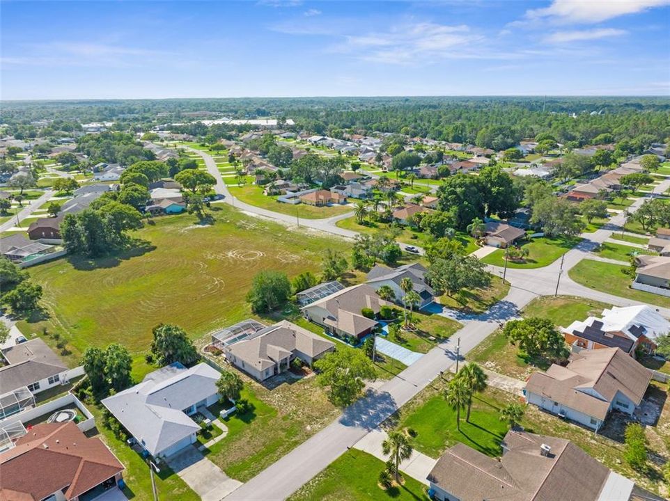 For Sale: $399,800 (3 beds, 2 baths, 1676 Square Feet)