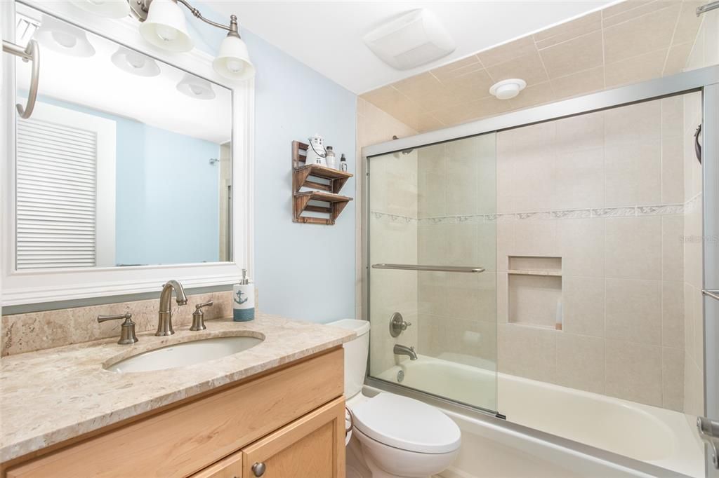 For Sale: $345,000 (2 beds, 2 baths, 1358 Square Feet)