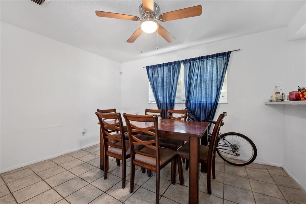 For Sale: $267,000 (4 beds, 1 baths, 1342 Square Feet)