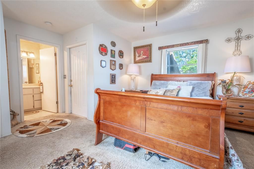 The inlaw/guest room features an ensuite bath.