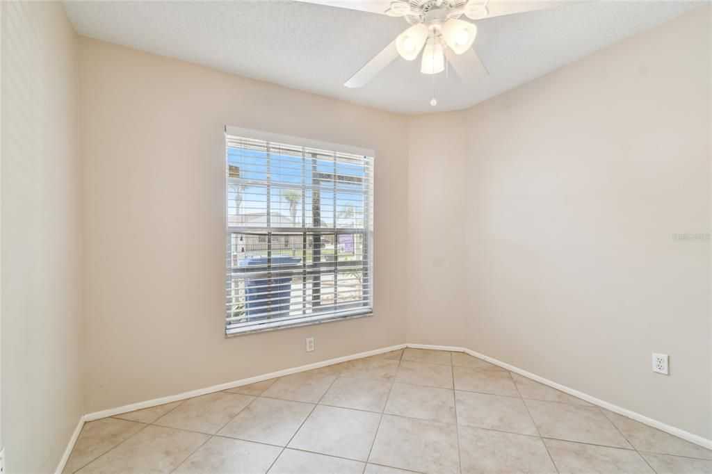 Active With Contract: $255,000 (2 beds, 2 baths, 846 Square Feet)