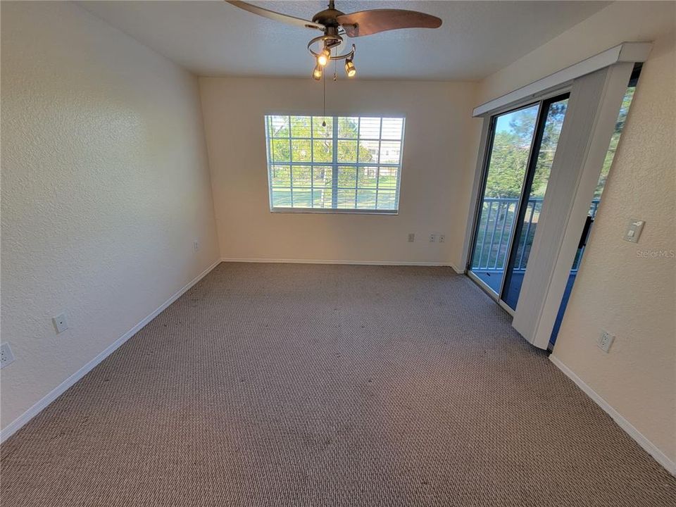 Active With Contract: $1,800 (2 beds, 2 baths, 1020 Square Feet)