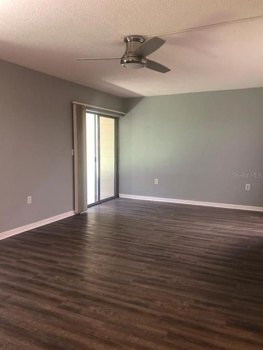 For Rent: $1,450 (2 beds, 2 baths, 897 Square Feet)