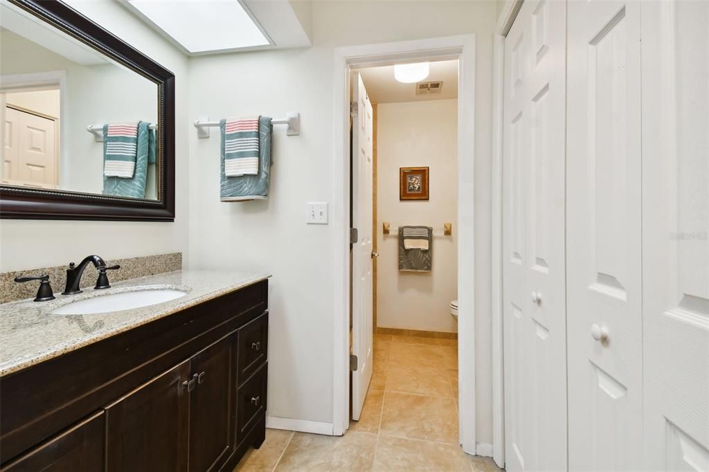 Active With Contract: $325,000 (2 beds, 2 baths, 1250 Square Feet)