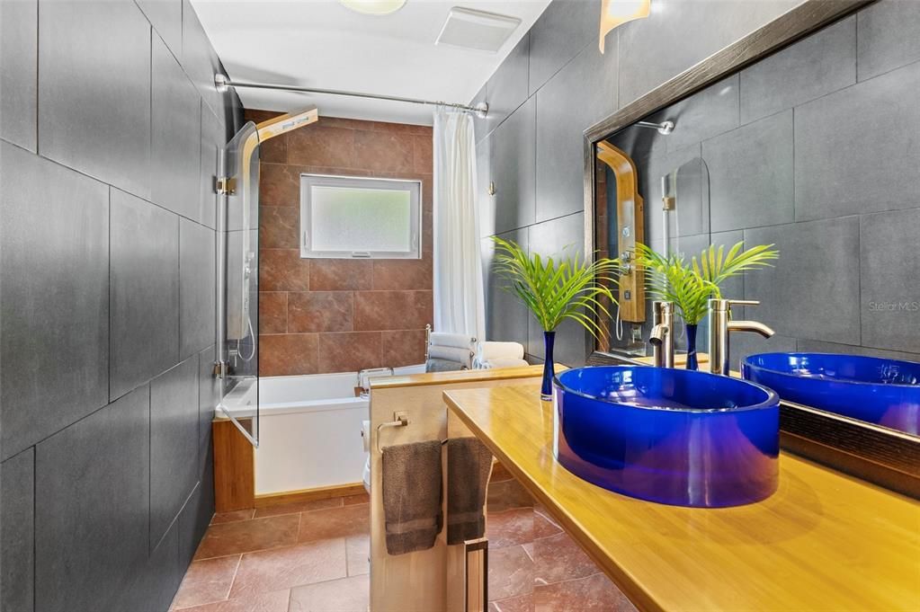 待售: $595,000 (3 贝兹, 2 浴室, 1785 平方英尺)