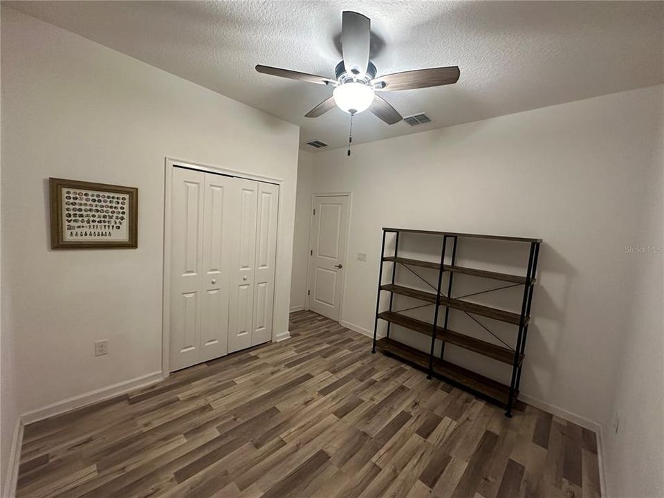 Active With Contract: $2,250 (3 beds, 2 baths, 1570 Square Feet)