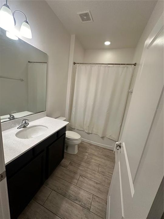 Active With Contract: $2,250 (3 beds, 2 baths, 1570 Square Feet)