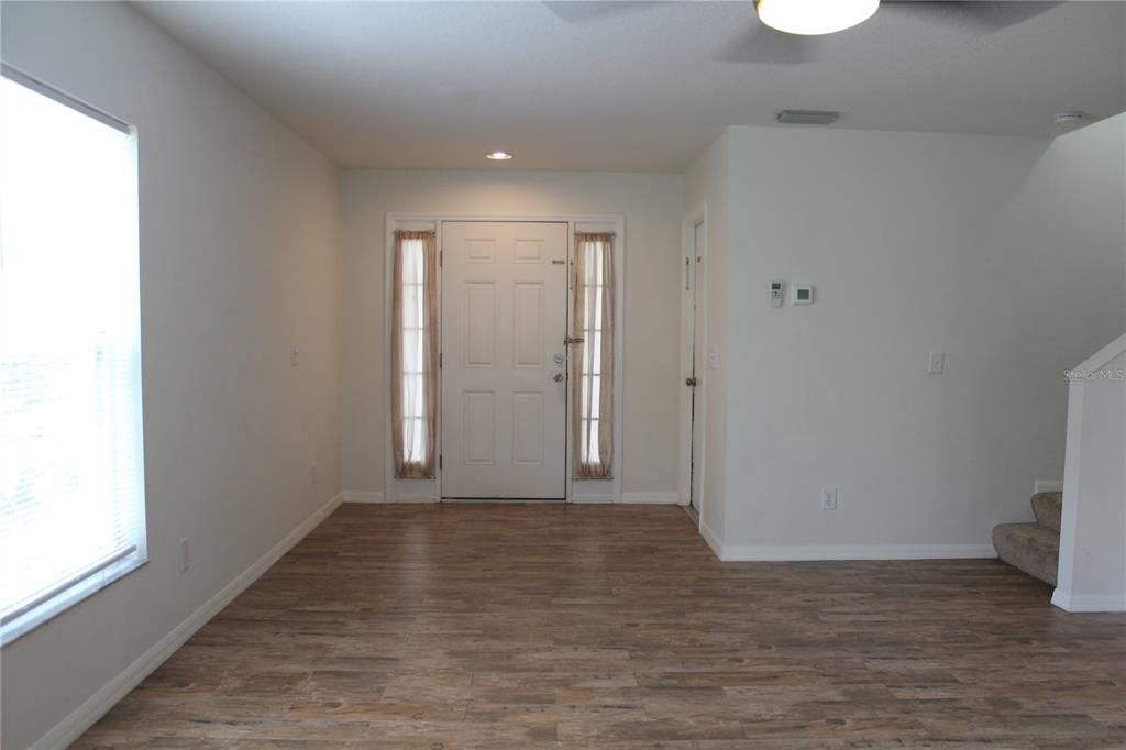 For Rent: $2,375 (4 beds, 2 baths, 1488 Square Feet)