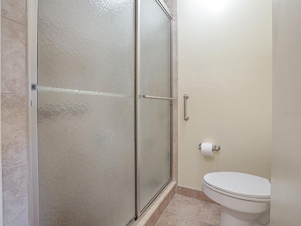 SPACIOUS WALK-IN SHOWER