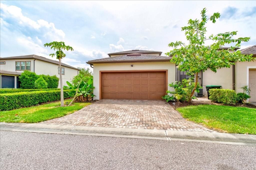 Active With Contract: $579,500 (4 beds, 2 baths, 2246 Square Feet)