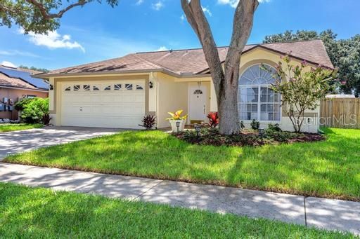 For Sale: $560,000 (3 beds, 2 baths, 1429 Square Feet)