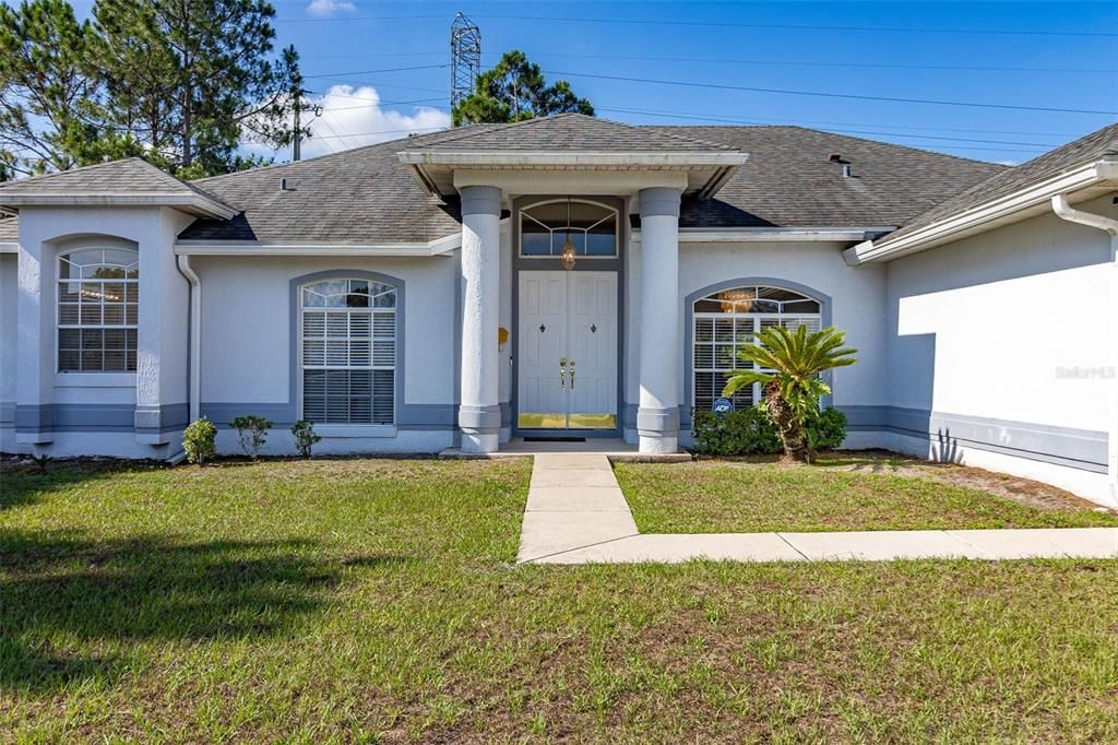 For Sale: $559,900 (4 beds, 2 baths, 2507 Square Feet)