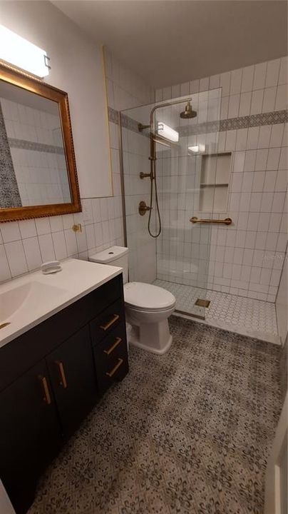 2nd floor bathroom