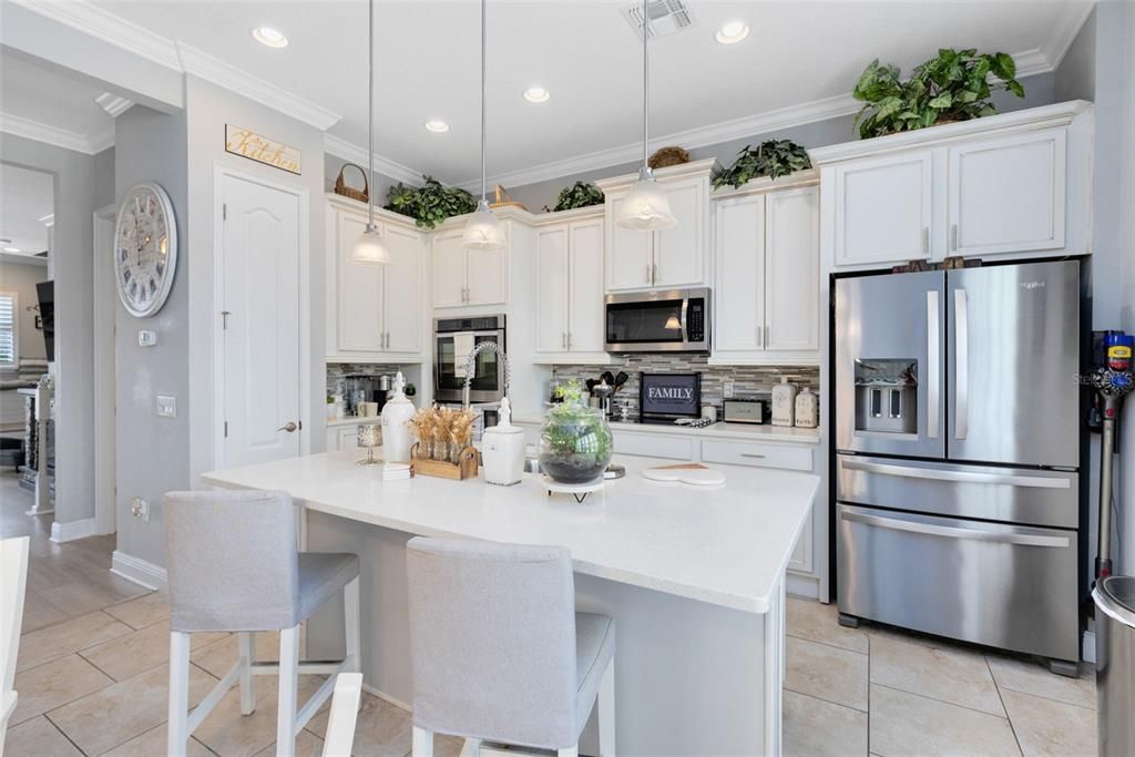 A beautiful modern kitchen