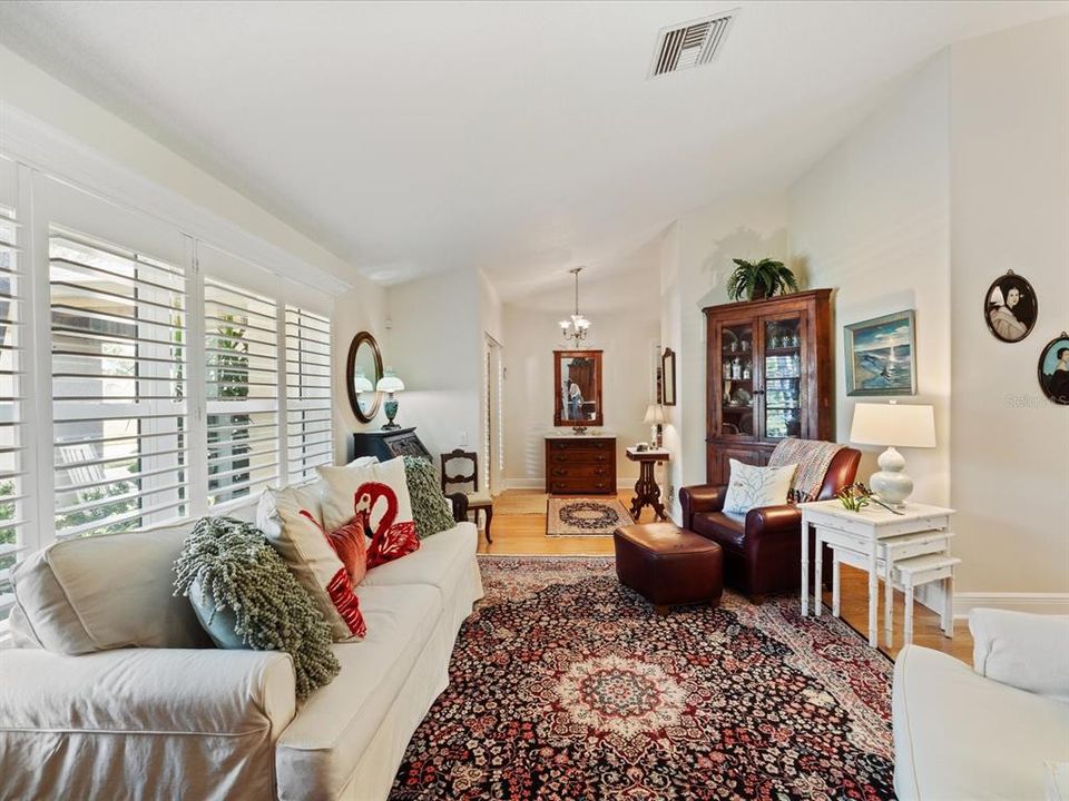 Active With Contract: $850,000 (4 beds, 2 baths, 2287 Square Feet)