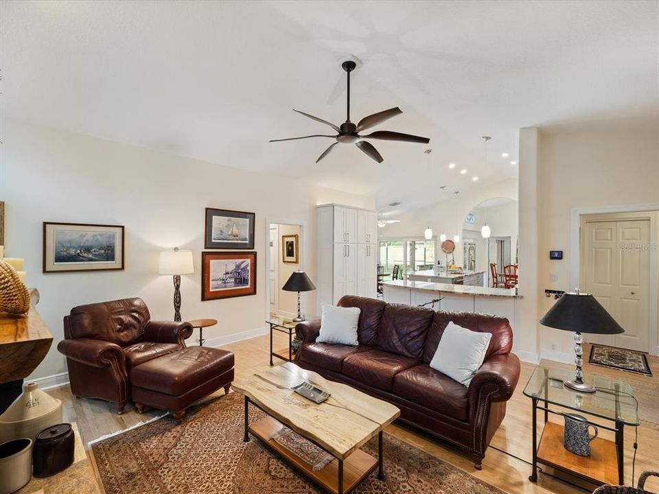 Active With Contract: $850,000 (4 beds, 2 baths, 2287 Square Feet)