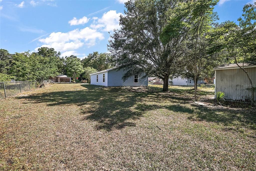 Active With Contract: $240,000 (3 beds, 1 baths, 1120 Square Feet)