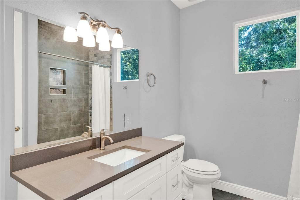 Guest Bath with Shower Tub Combo