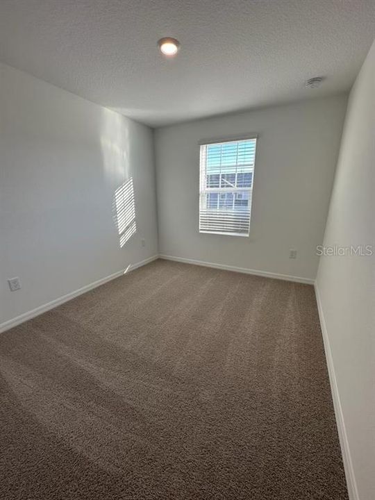 For Rent: $2,200 (3 beds, 2 baths, 1373 Square Feet)