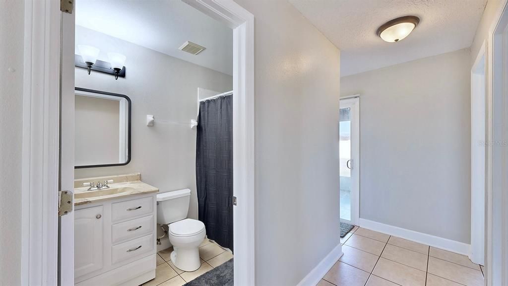 Active With Contract: $329,900 (3 beds, 2 baths, 1246 Square Feet)