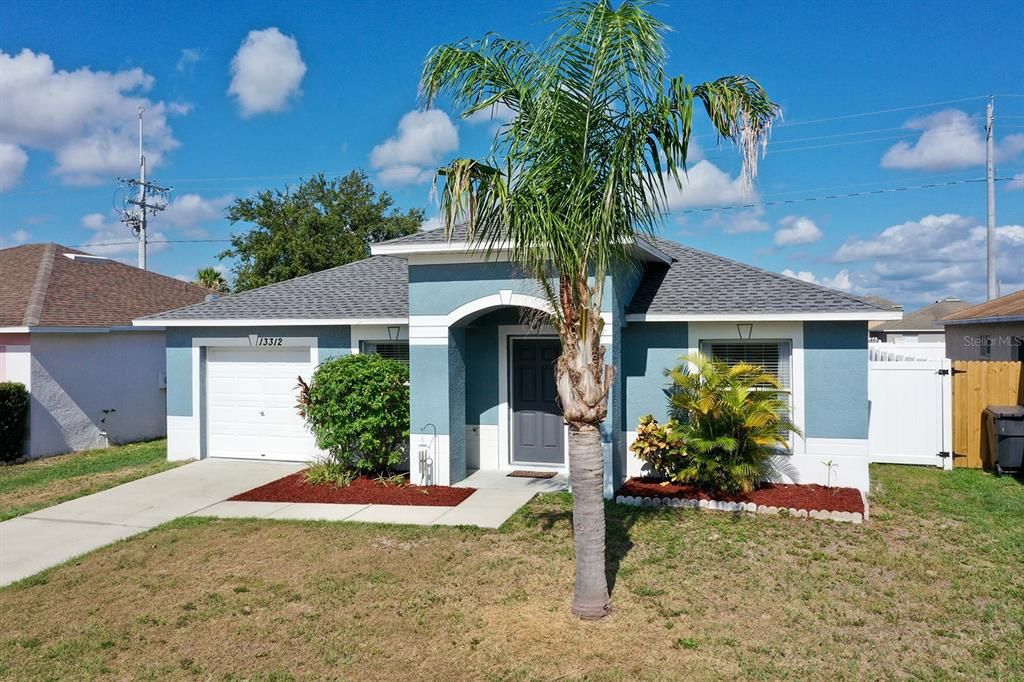 Active With Contract: $329,900 (3 beds, 2 baths, 1246 Square Feet)