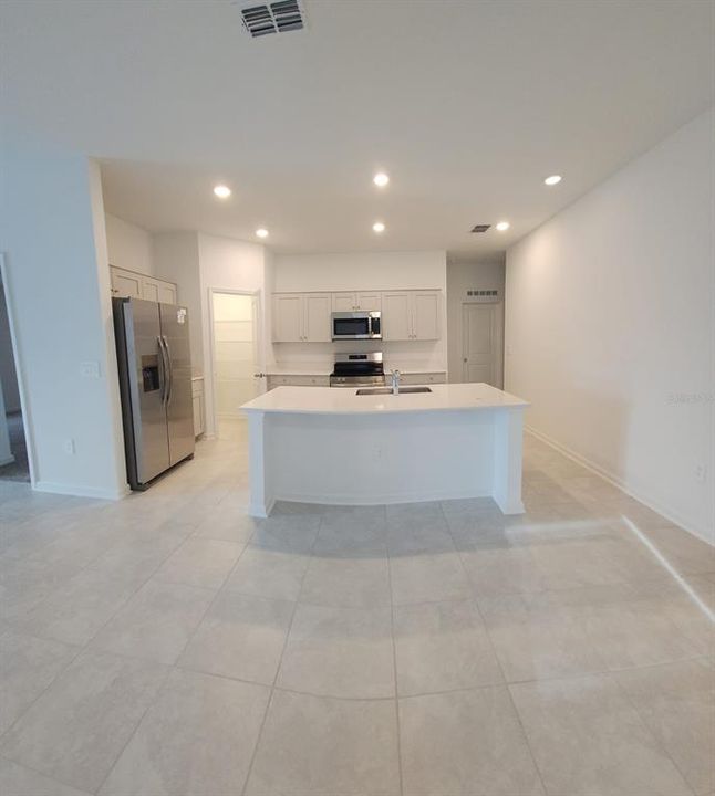 Active With Contract: $2,175 (4 beds, 2 baths, 1817 Square Feet)