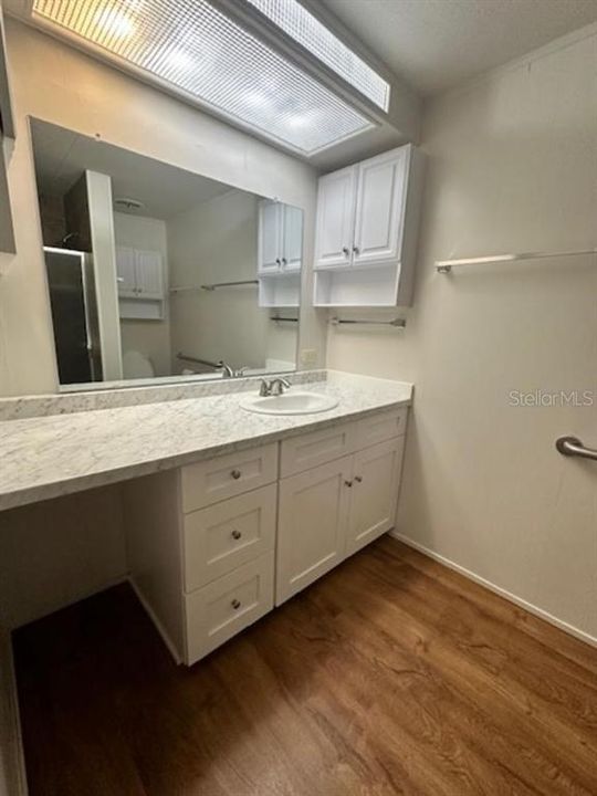 For Rent: $1,695 (3 beds, 2 baths, 1296 Square Feet)