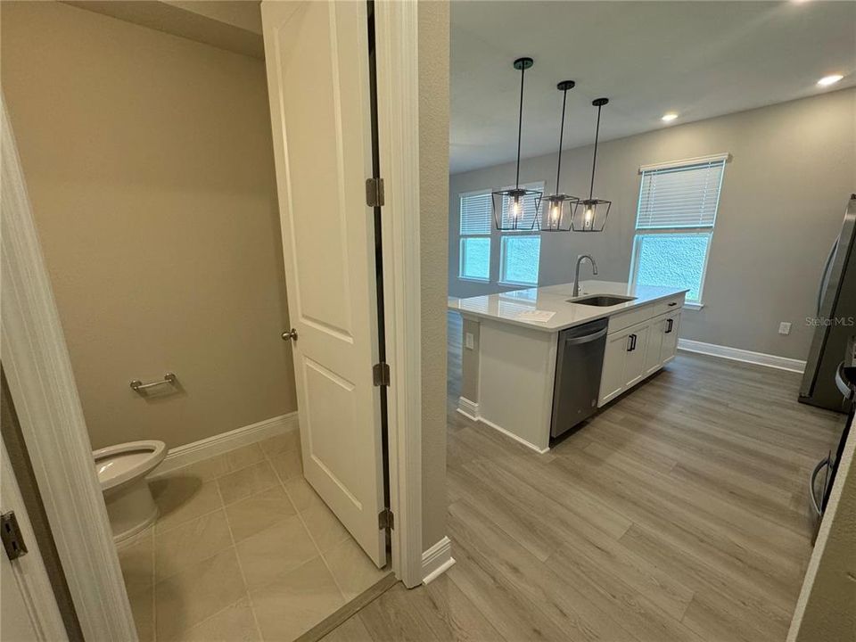 Active With Contract: $2,900 (4 beds, 2 baths, 2082 Square Feet)