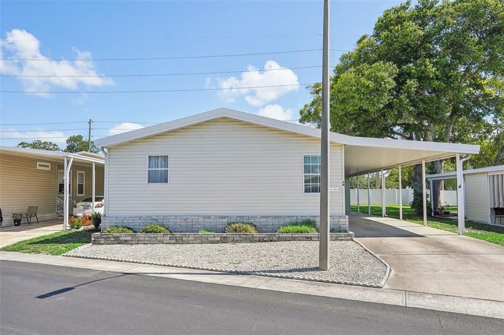 For Sale: $250,000 (3 beds, 2 baths, 1456 Square Feet)