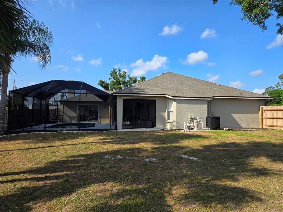 For Sale: $649,000 (3 beds, 2 baths, 2034 Square Feet)