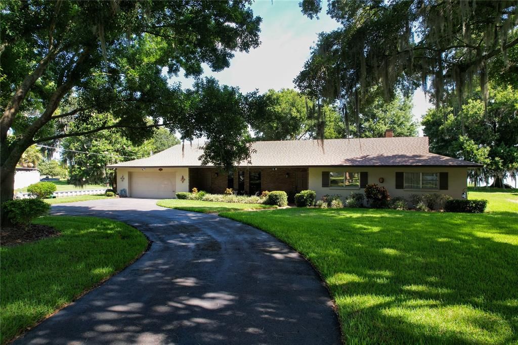 For Sale: $610,000 (4 beds, 2 baths, 2640 Square Feet)