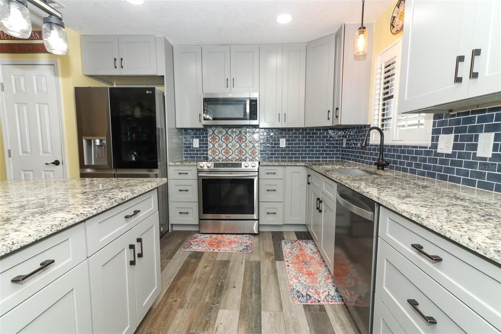 For Sale: $449,000 (2 beds, 2 baths, 1635 Square Feet)