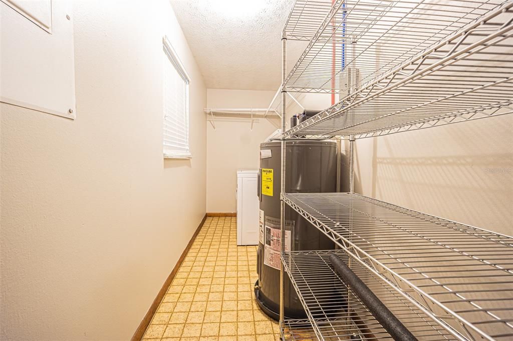 Laundry/utility room