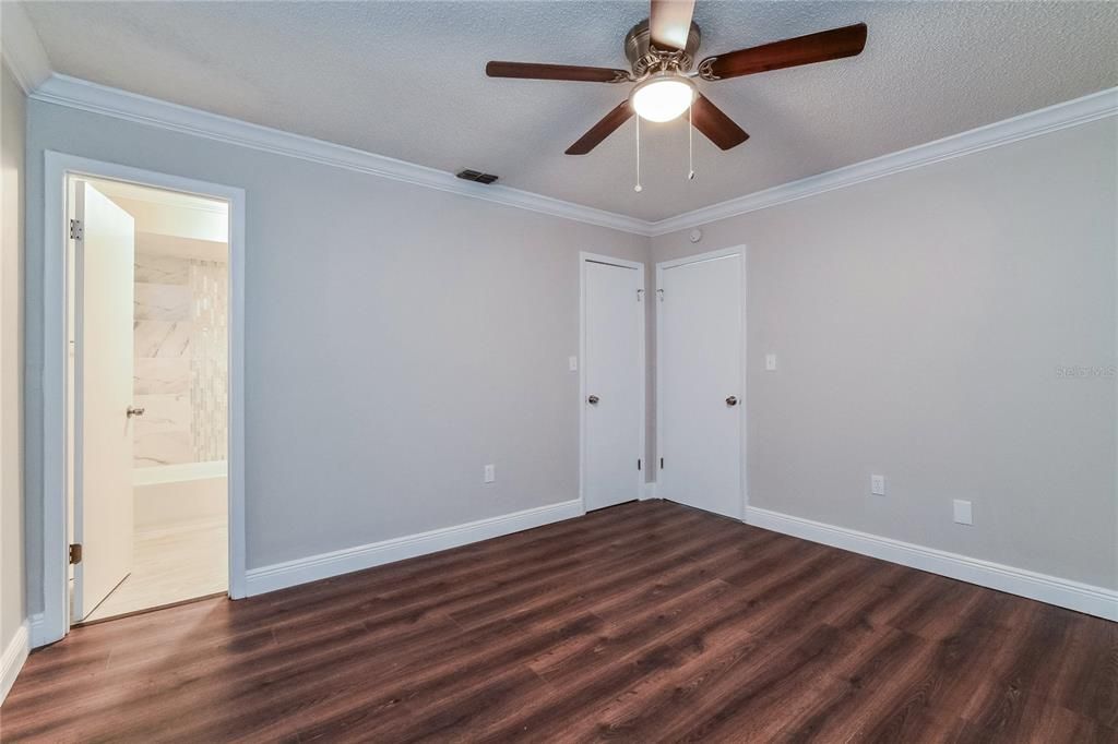 For Rent: $2,040 (2 beds, 1 baths, 1078 Square Feet)